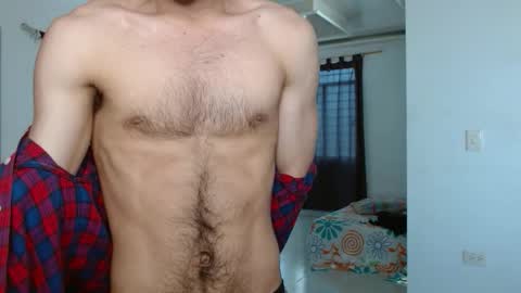 Snapshot of aureliv1 chatting on October 2025 09:34:02 PM Aureliano online show from October 2025 09:34:02 PM