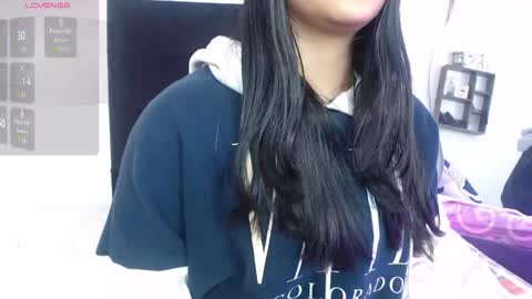 aurelynegp online show from September 2025 11:21:02 AM
