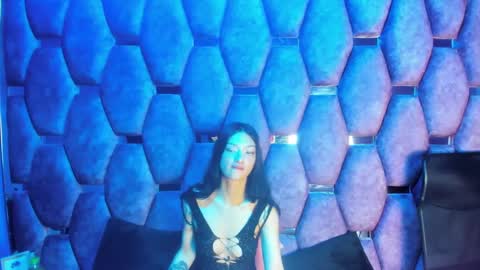 aurora online show from October 2025 03:35:02 PM