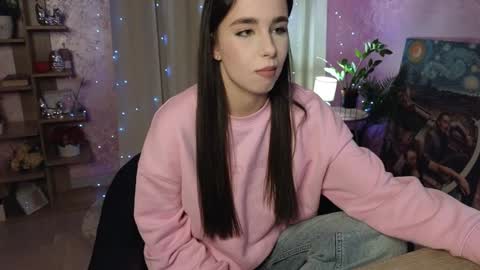 Snapshot of aurora_aksness chatting on December 2024 12:55:02 PM Aurora online show from December 2024 12:55:02 PM