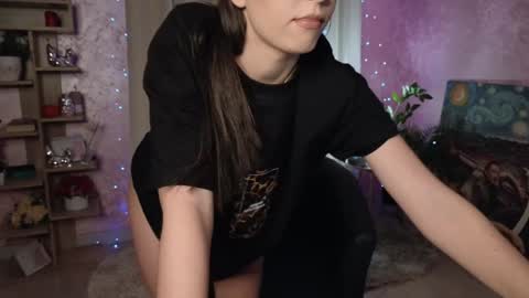 Snapshot of aurora_aksness chatting on December 2024 07:31:02 PM Aurora online show from December 2024 07:31:02 PM