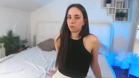 Snapshot of aurora_aksness chatting on January 2025 10:37:02 AM Aurora online show from January 2025 10:37:02 AM