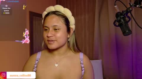 aurora_collins08 online show from February 2025 03:21:01 PM