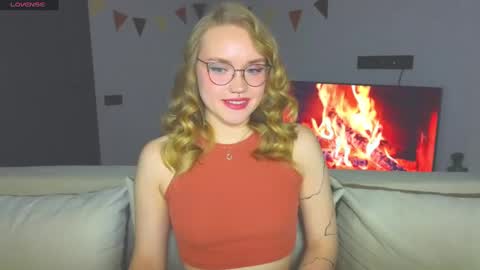 Kate online show from December 2024 03:54:02 PM