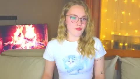 Kate online show from December 2024 04:43:01 PM