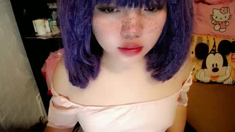 cute online show from February 2025 09:19:02 PM