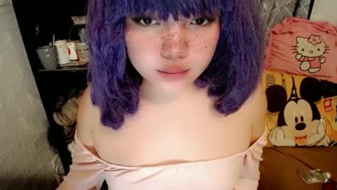 cute online show from February 2025 01:24:01 AM