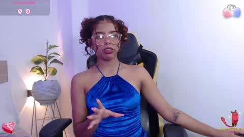 aurora_rodriguez online show from December 2024 03:17:01 PM