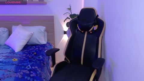 aurora_rodriguez online show from December 2024 12:24:01 PM