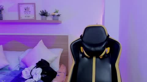 aurora_rodriguez online show from January 2025 12:16:02 PM