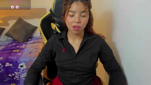 aurora_rodriguez online show from February 2025 03:39:02 PM