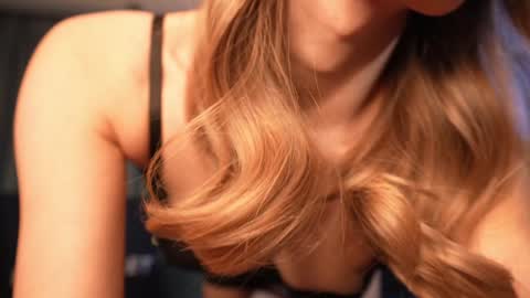 Aurora online show from January 2025 06:03:02 AM