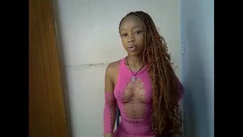 Aurora online show from November 2025 12:58:02 PM