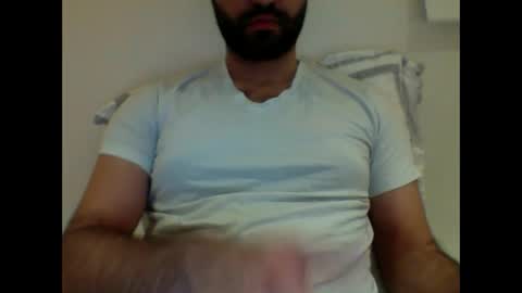 Snapshot of aussie099 chatting on December 2024 11:18:01 AM aussie099 online show from December 2024 11:18:01 AM