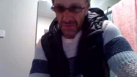 Snapshot of aussieguy59660 chatting on September 2025 02:29:02 PM aussieguy59660 online show from September 2025 02:29:02 PM