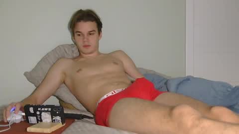 Auston 3 online show from December 2024 10:47:02 PM