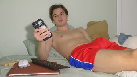 Auston 3 online show from December 2024 12:16:01 PM