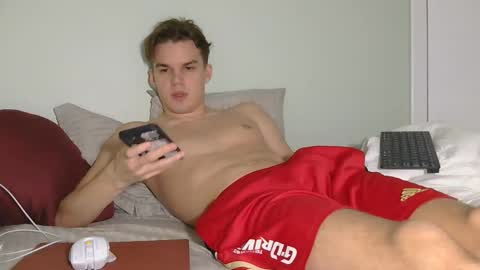 Auston 3 online show from January 2025 07:03:01 PM