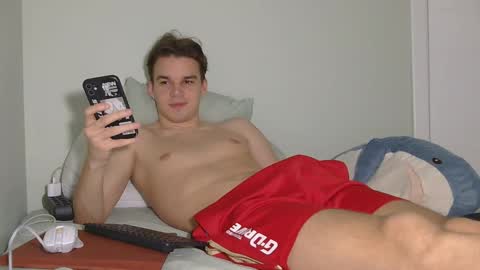 Auston 3 online show from February 2025 01:53:02 PM