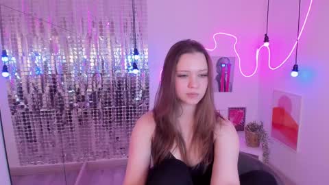 Ava online show from February 2025 04:22:01 PM
