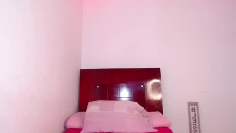 ava online show from October 2025 04:12:01 AM