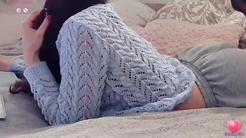 AvaaLuna online show from October 2025 01:17:01 PM