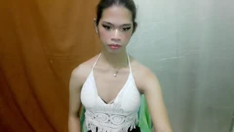 Snapshot of avacadaxcx chatting on October 2025 11:48:02 PM avacadaxcx online show from October 2025 11:48:02 PM