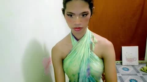 Snapshot of avacadaxcx chatting on October 2025 10:38:01 AM avacadaxcx online show from October 2025 10:38:01 AM