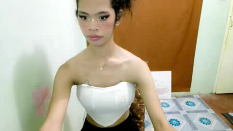 Snapshot of avacadaxcx chatting on October 2025 10:39:02 PM avacadaxcx online show from October 2025 10:39:02 PM