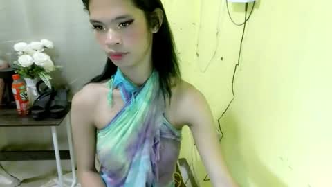 Snapshot of avacadaxcx chatting on November 2025 12:49:02 PM avacadaxcx online show from November 2025 12:49:02 PM