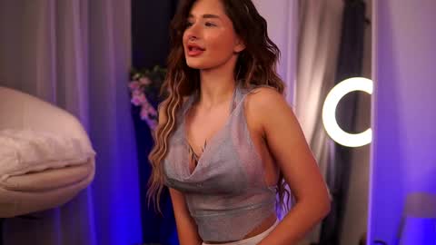 Carina online show from January 2025 04:43:01 AM