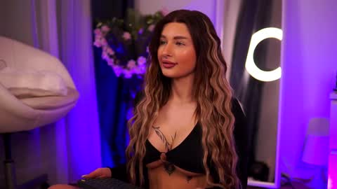 Carina online show from January 2025 02:43:02 AM