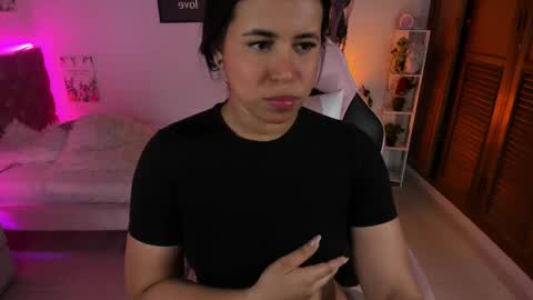 Abbigail  online show from October 2025 04:18:01 PM