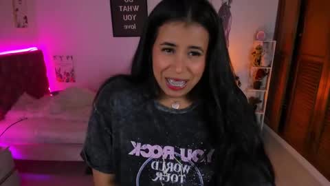 Abbigail  online show from October 2025 02:33:01 AM