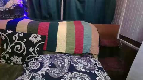 raven blue online show from November 2025 03:58:02 PM