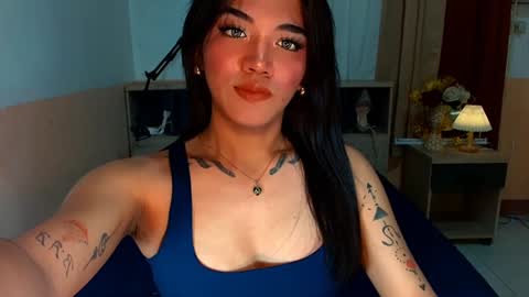 Snapshot of avery_hunt chatting on December 2024 11:03:02 AM Avery online show from December 2024 11:03:02 AM