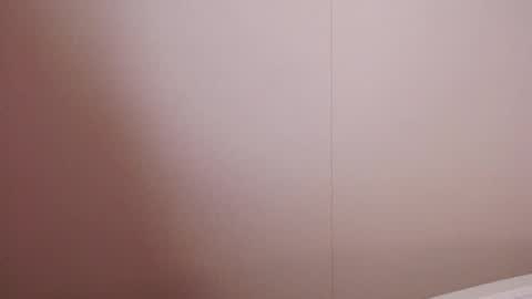 Snapshot of avrora_lew_ chatting on March 2025 03:18:02 AM Avrora Inst online show from March 2025 03:18:02 AM