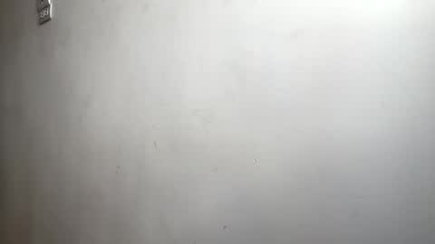 Snapshot of aw0052 chatting on September 2025 08:57:02 PM AndrewXxl independent online show from September 2025 08:57:02 PM