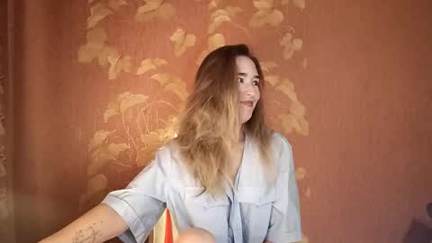 Awora Wolf online show from October 2025 09:28:02 AM