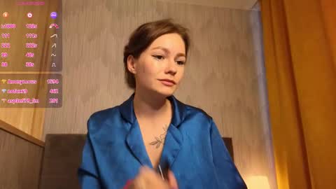 Snapshot of aww_burn chatting on December 2024 04:34:02 AM Tris online show from December 2024 04:34:02 AM