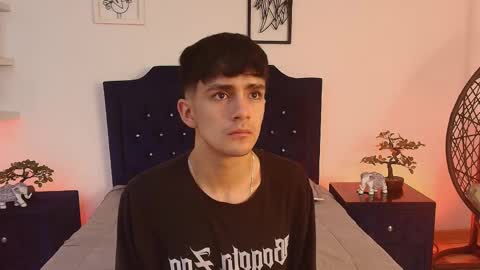 Snapshot of axel_draven chatting on October 2025 11:17:01 AM axel_draven online show from October 2025 11:17:01 AM