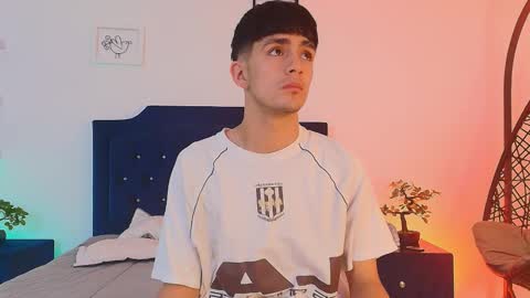 Snapshot of axel_draven chatting on October 2025 11:29:01 AM axel_draven online show from October 2025 11:29:01 AM