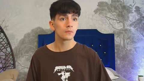 Snapshot of axel_draven chatting on November 2025 11:33:01 AM axel_draven online show from November 2025 11:33:01 AM