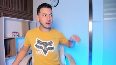 Snapshot of axel_grey_ chatting on September 2025 12:48:01 PM axel_grey_ online show from September 2025 12:48:01 PM