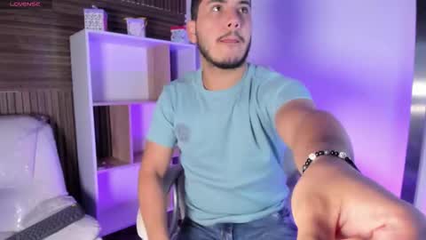 Snapshot of axel_grey_ chatting on October 2025 12:15:02 PM axel_grey_ online show from October 2025 12:15:02 PM