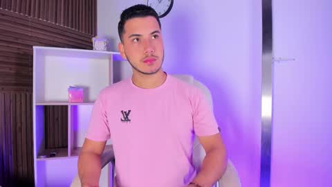 Snapshot of axel_grey_ chatting on October 2025 12:09:02 PM axel_grey_ online show from October 2025 12:09:02 PM