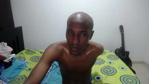 axel rios online show from October 2025 06:01:02 AM