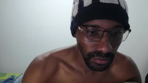 axel rios online show from November 2025 02:03:02 AM