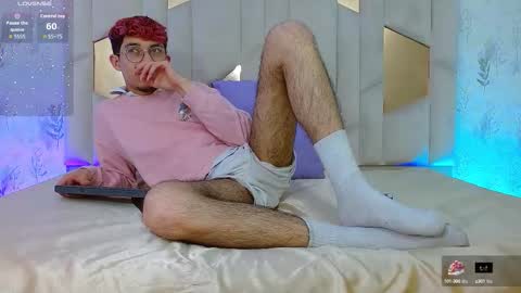 Snapshot of axel_tay1 chatting on September 2025 03:28:01 AM AXEL online show from September 2025 03:28:01 AM