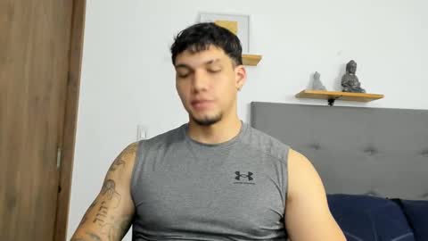 INDEPENDENT MODEL  online show from October 2025 10:49:02 PM